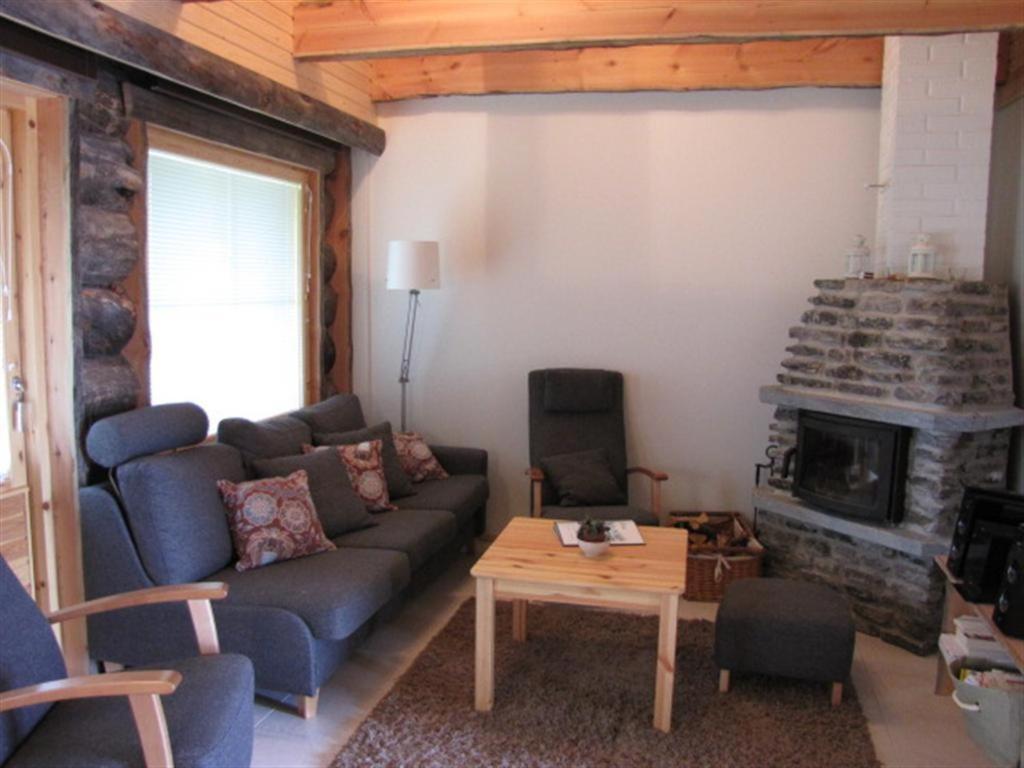 Lost Inn Cabins Akaslompolo Ngoại thất bức ảnh