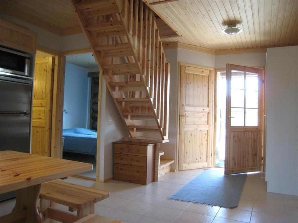 Lost Inn Cabins Akaslompolo Phòng bức ảnh